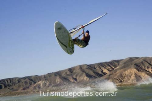 Windsurf en cuesta del viento